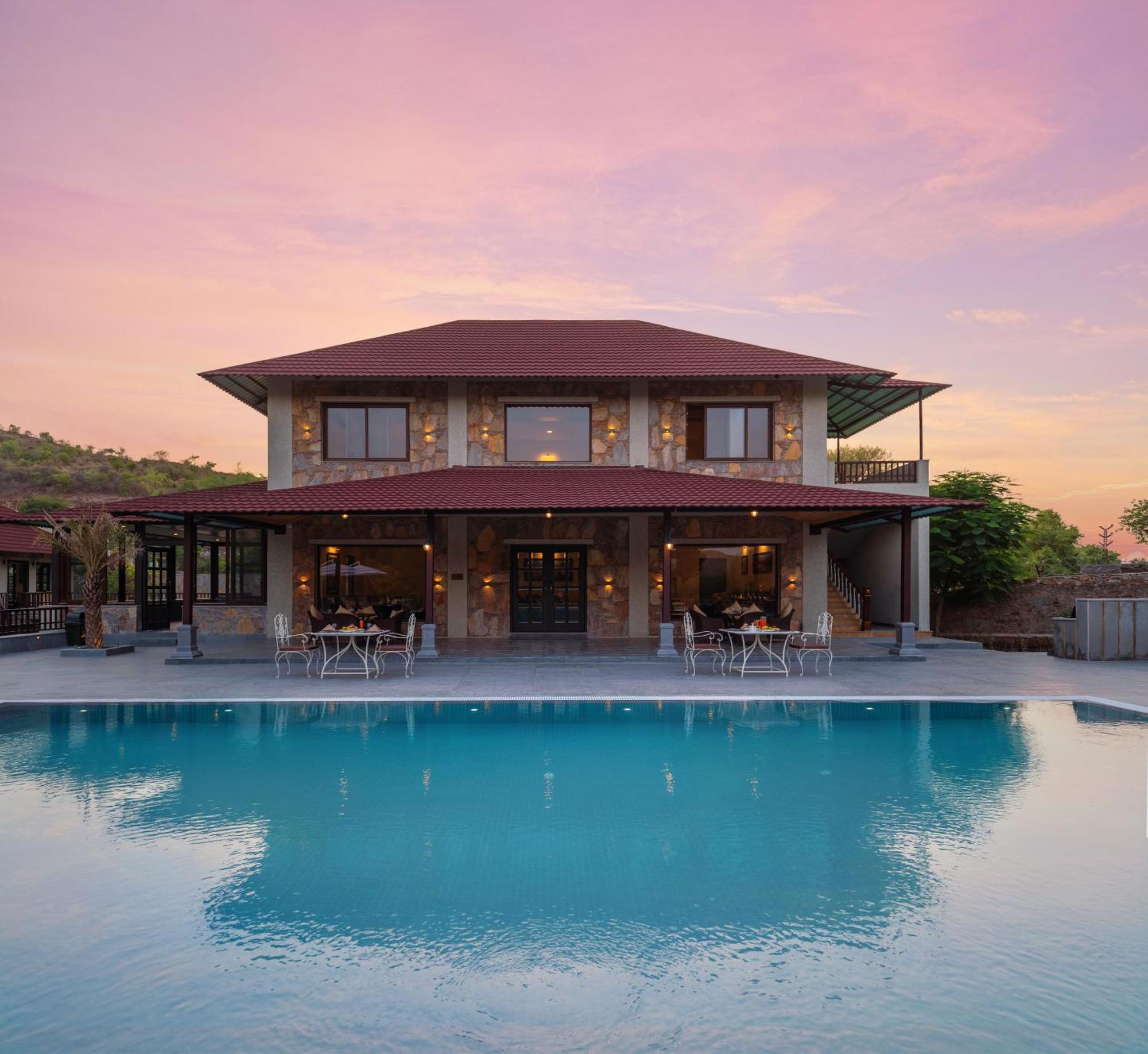 Sarasiruham Resort - Private Pool Villa In Udaipur Exterior foto