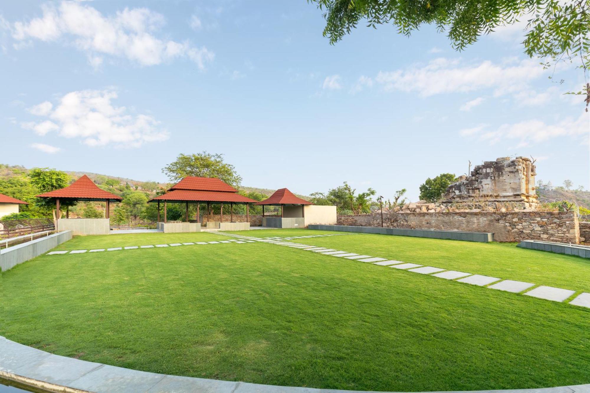 Sarasiruham Resort - Private Pool Villa In Udaipur Exterior foto